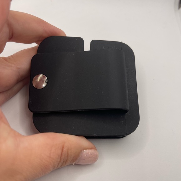 Apple Watch Charging Pouch - Picture 5 of 9